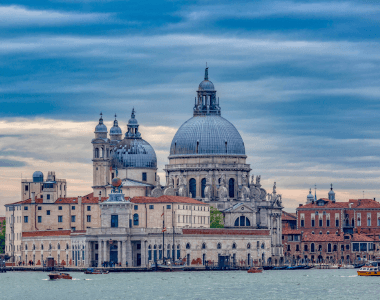 Italy Highlights Coach Tour – Rome to Venice & Tuscany